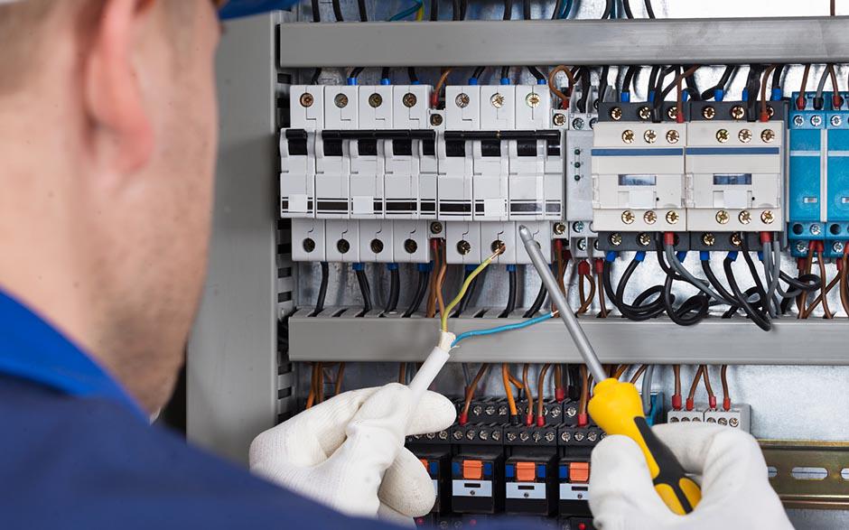 tarif horaire d'un électricien Les Lilas